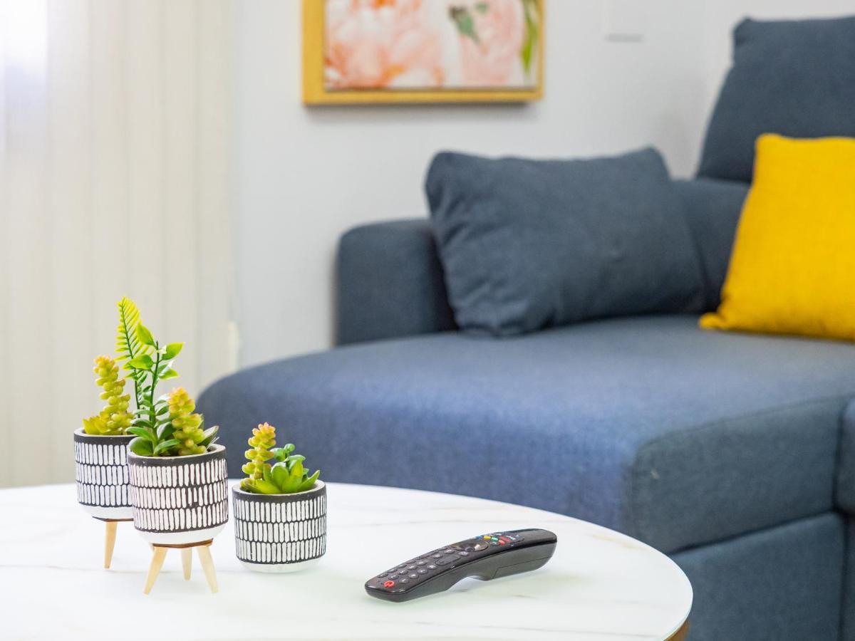شقة Cubo'S Boutique Urban Deluxe Alhaurín el Grande المظهر الخارجي الصورة